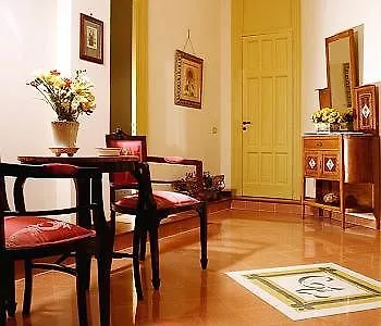 La Casa Di Zoe - Locazioni Turistiche 3* Palermo
